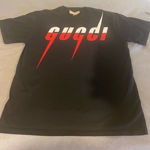 Gucci Men's Black T-shirt With Blade Print